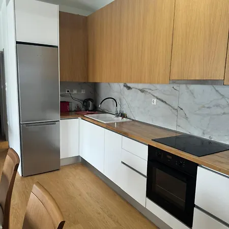 The Ancient Theatron Luxury לריסה